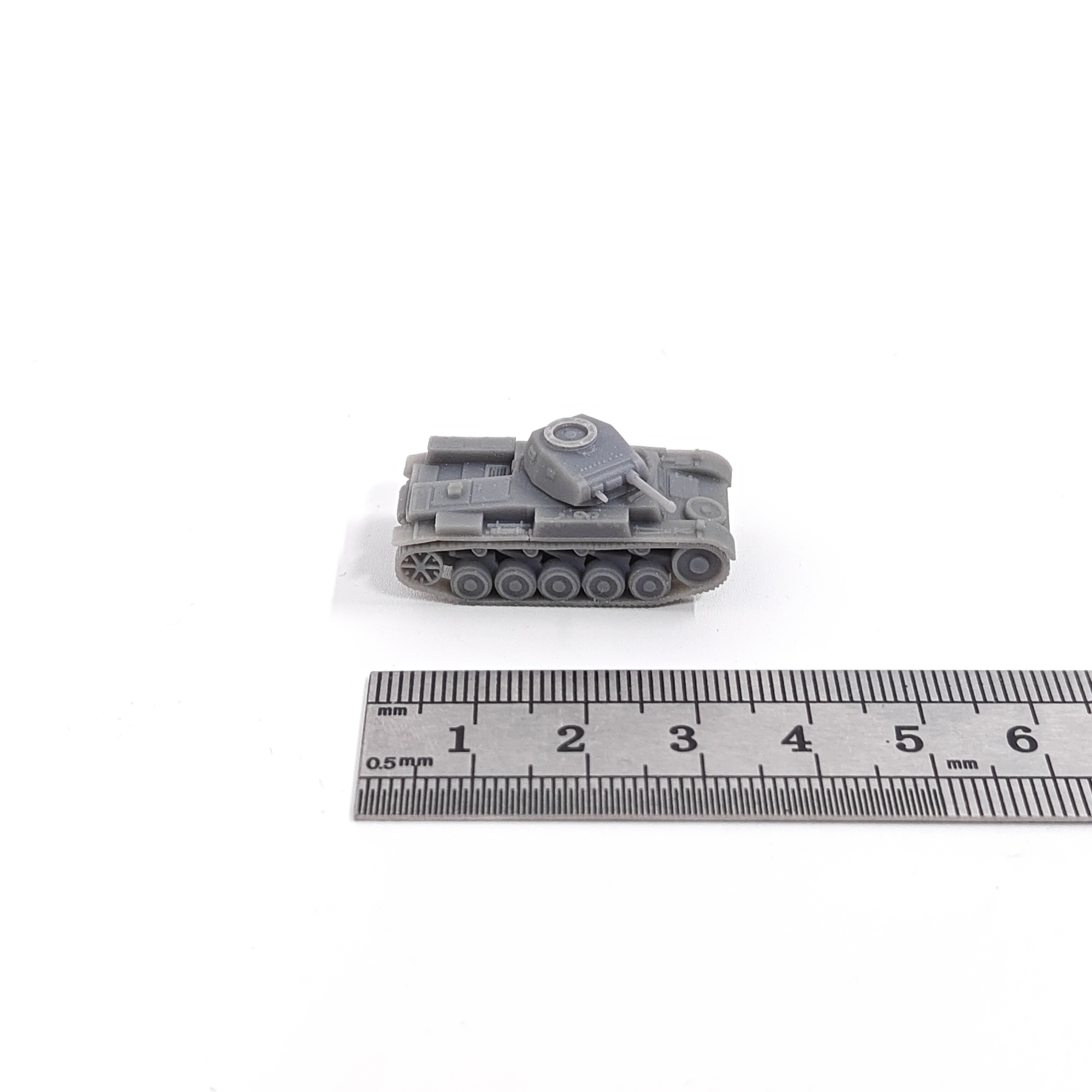 1/144 Scale Panzer II Ausf.F M - Model Kit Motor Nuclear 리뷰 및 가격
